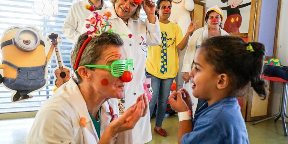 clown dottori palestina betlemme caritas baby hospital