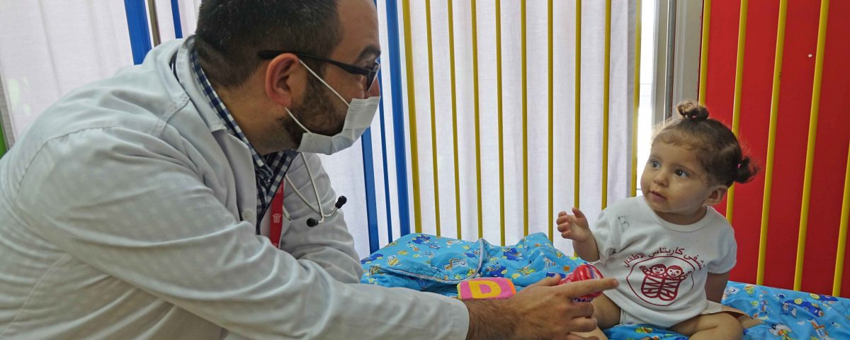 meningite bambina palestina terra santa caritas baby hospital betlemme