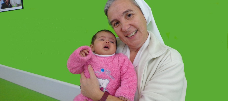 Suor Donatella Lessio al Caritas Baby Hospital (immagine di repertorio)