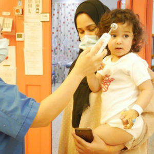Sham con la sua mamma, durante i ricovero al Caritas Baby Hospital